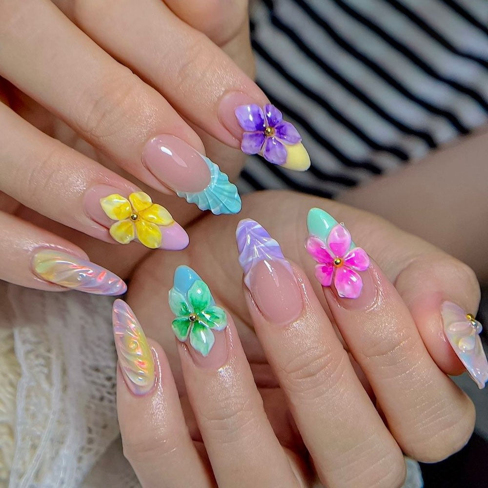 Elegant Artificial Nails with Botanical Designs Kalsten