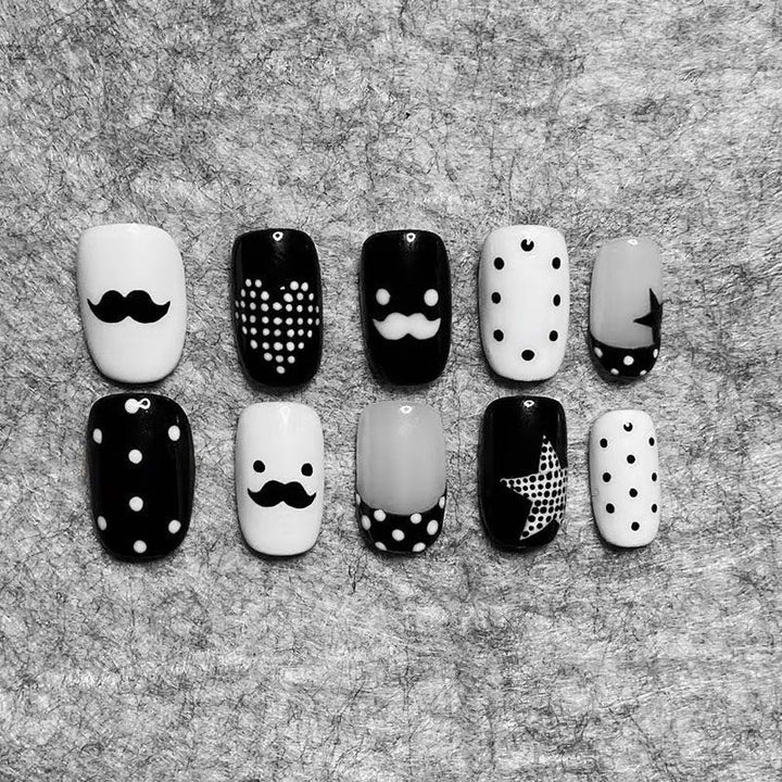 Whimsical Bunny-Themed Press-On Nail Art Set Kalsten