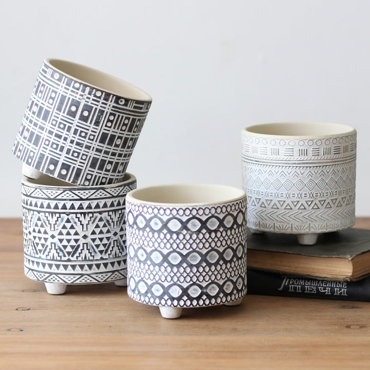 Decorative plant pot with geometric pattern Kalsten
