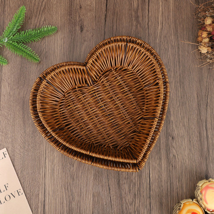 Decorative Heart-Shaped Kalsten