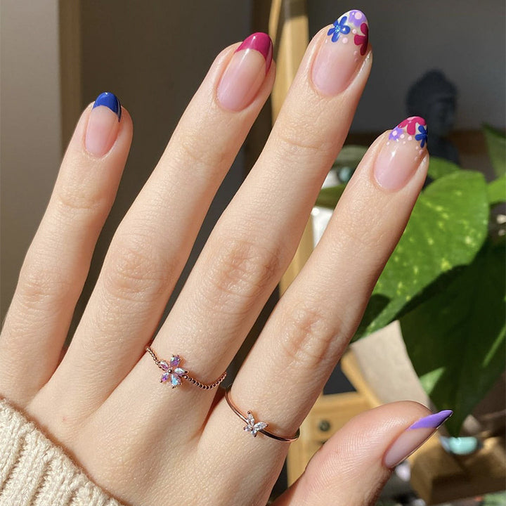 Floral Patterned Press-On Nail Set Kalsten