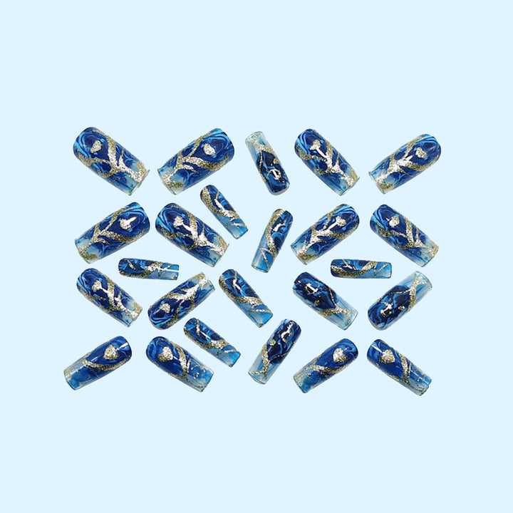 Nail set with floral designs Kalsten