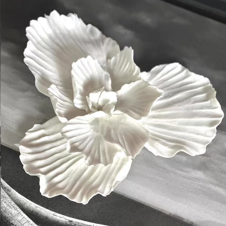 Elegant Decorative Floral Sculpture