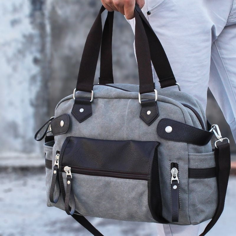 Shoulder bag with multiple compartments and comfortable carrying system Kalsten