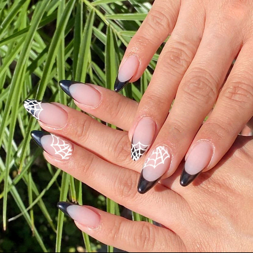 Artistic Halloween-Themed Stiletto Press-On Nails Kalsten