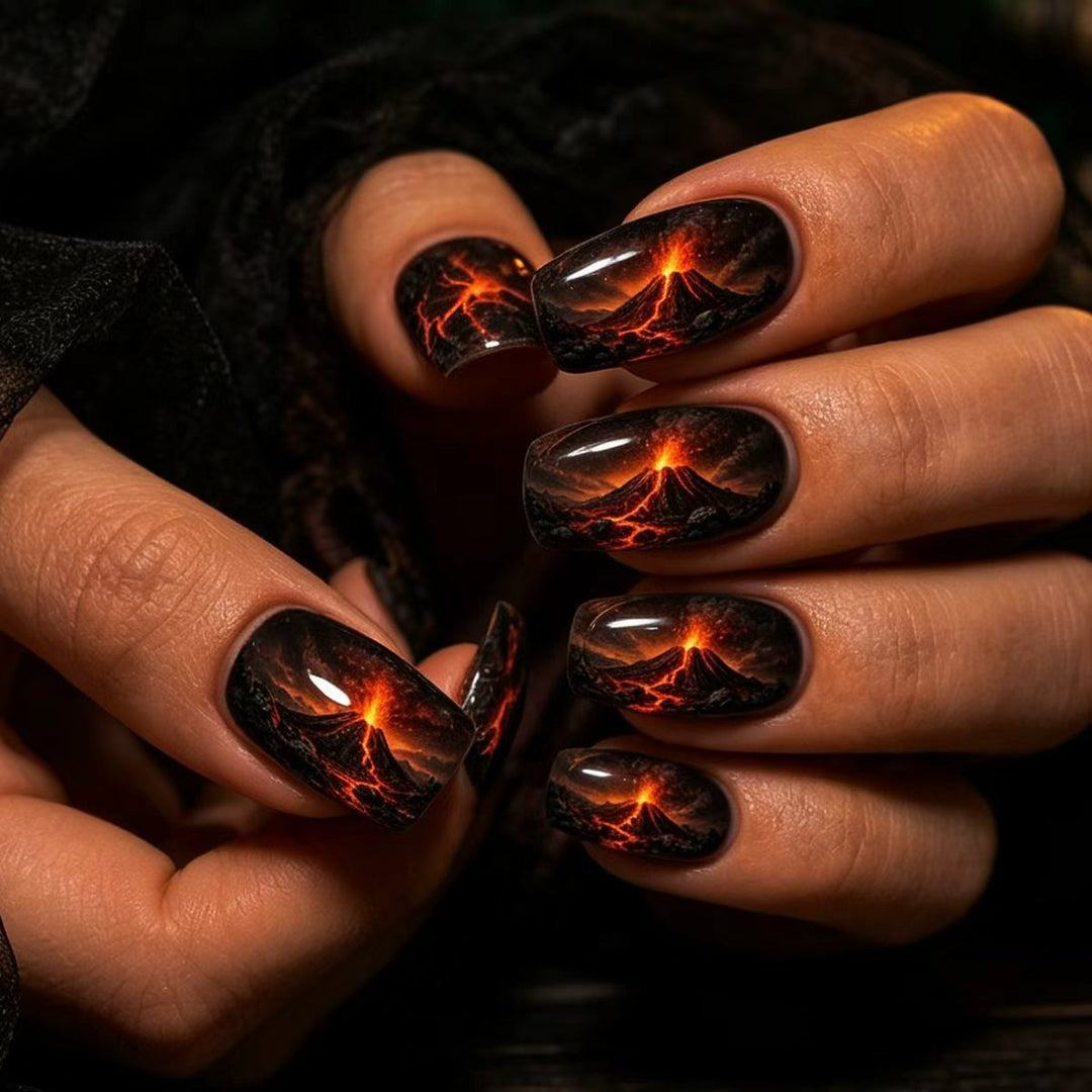 Art nails with volcano motif Kalsten