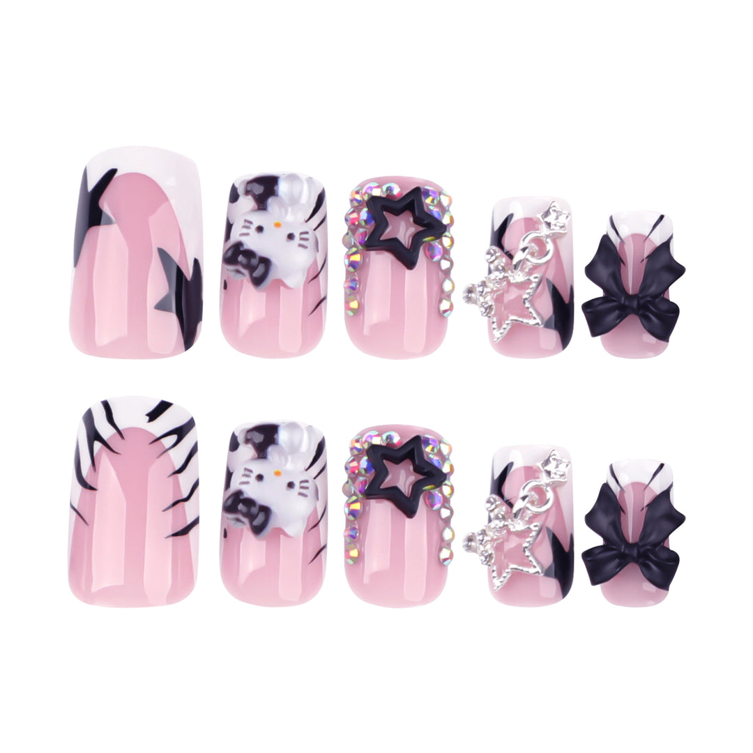 Artful nail extensions with trendy 3D applications Kalsten