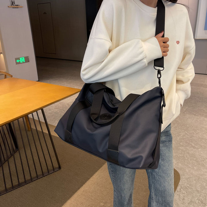 Water-Resistant Sport Duffel Bag Kalsten