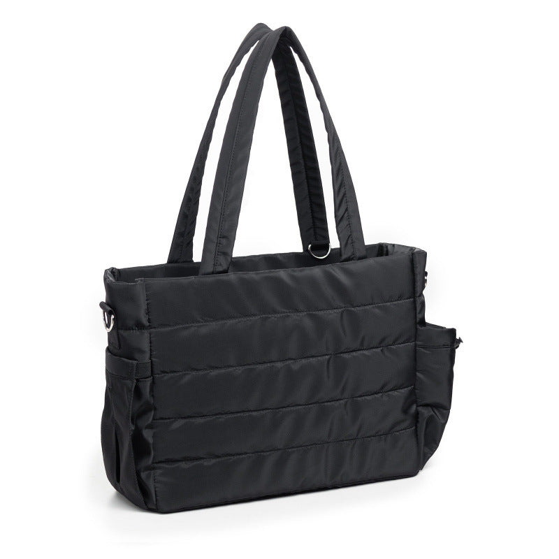 Fashionable Tote Bag with Spacious Compartments and Insulating Interior Kalsten