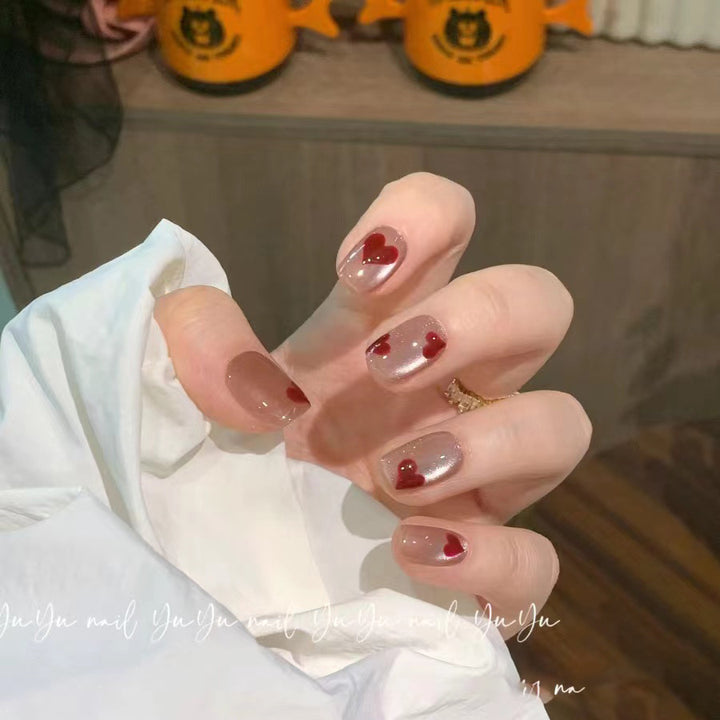Heart-Patterned Press-On Nail Art Set Kalsten