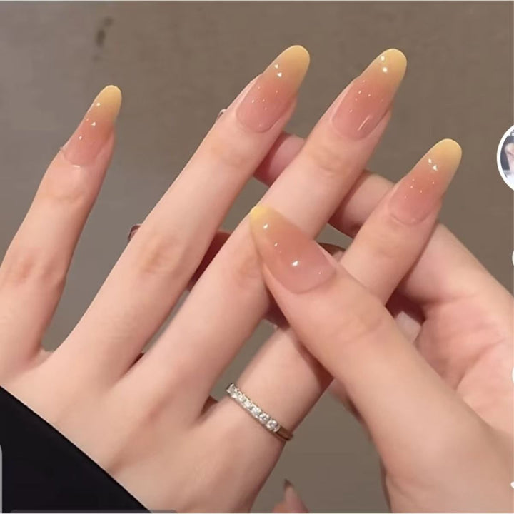 Artificial nails in elegant ombre style Kalsten