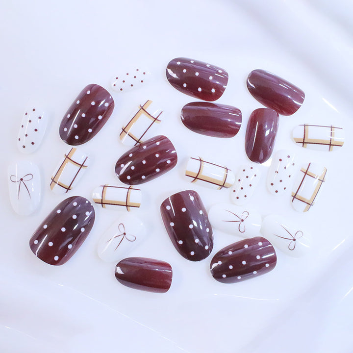 Elegant Artistic Nail Set Kalsten