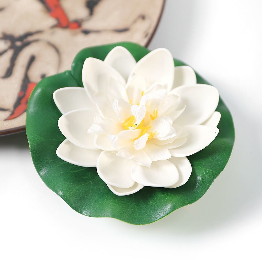 Decorative Water Lily Arrangement