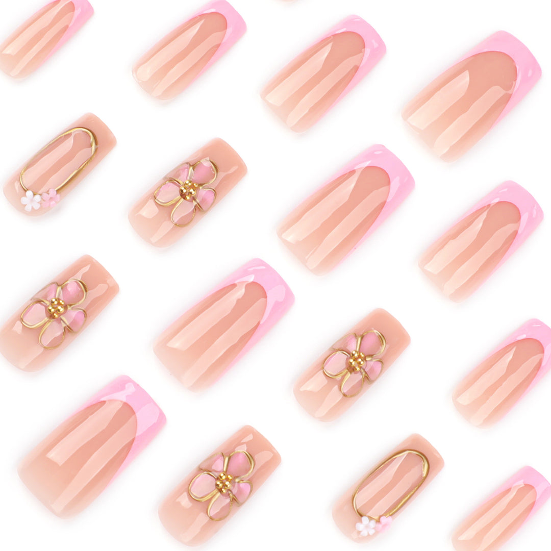 Exclusive Nail Art with Flower Accents Kalsten