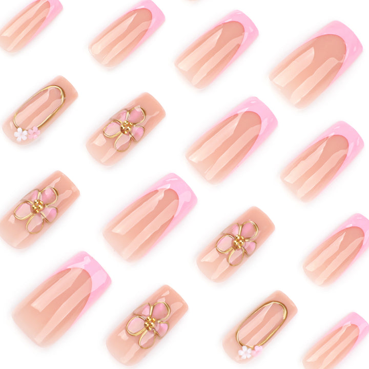 Exclusive Nail Art with Flower Accents Kalsten