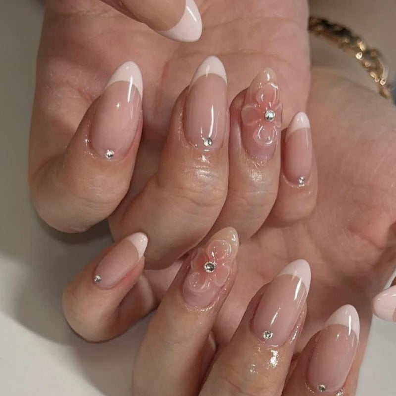 Animal-Inspired Press-On Nail Art Set Kalsten