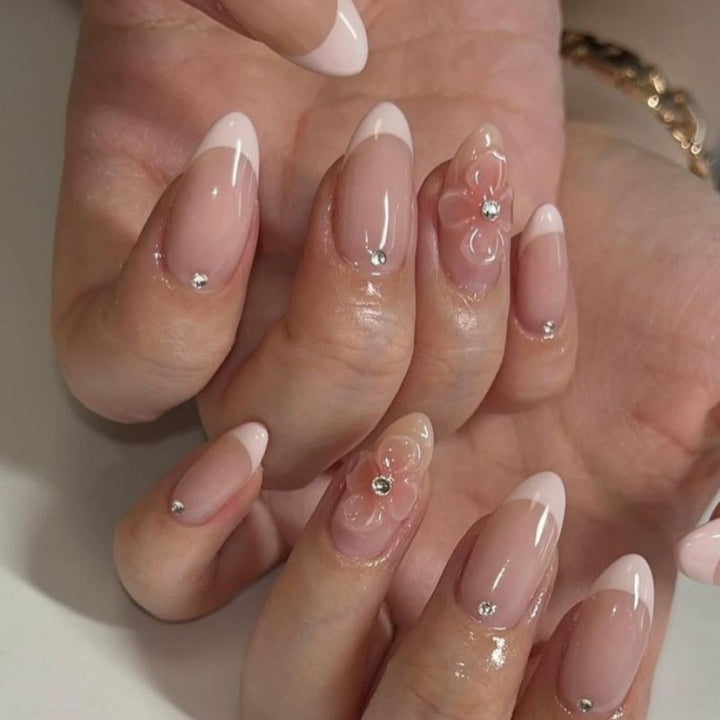 Animal-Inspired Press-On Nail Art Set Kalsten