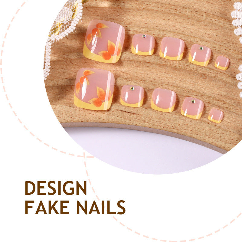 Artificial nail set with floral design and elegant accents Kalsten