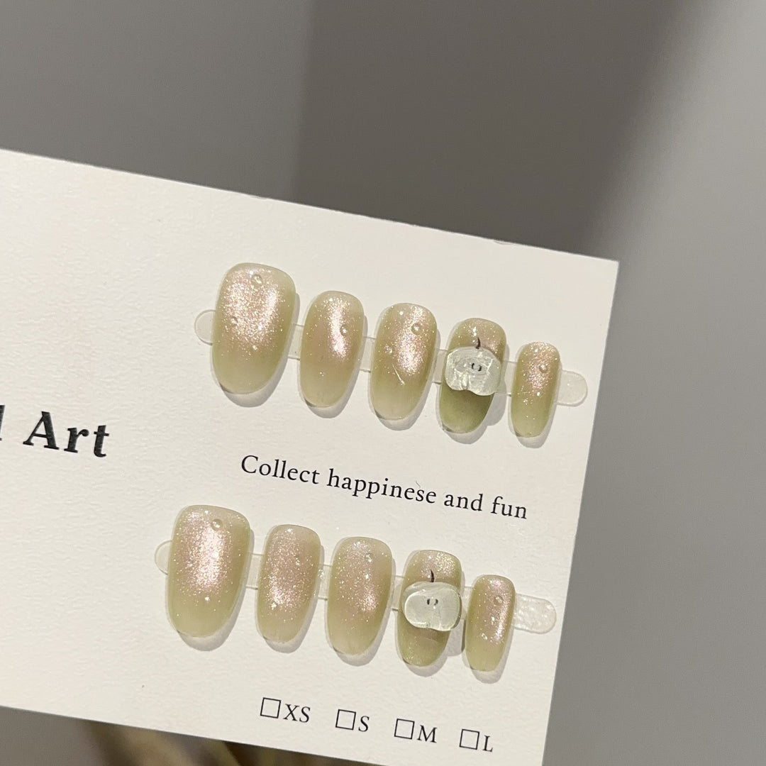 Elegant Glittery Press-On Nail Art Set