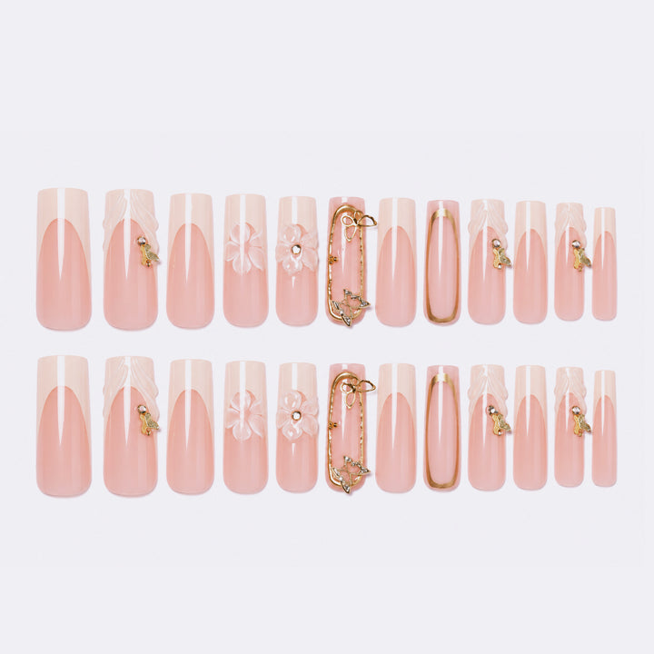 Artificial nail set with floral engravings and elegant embellishments Kalsten