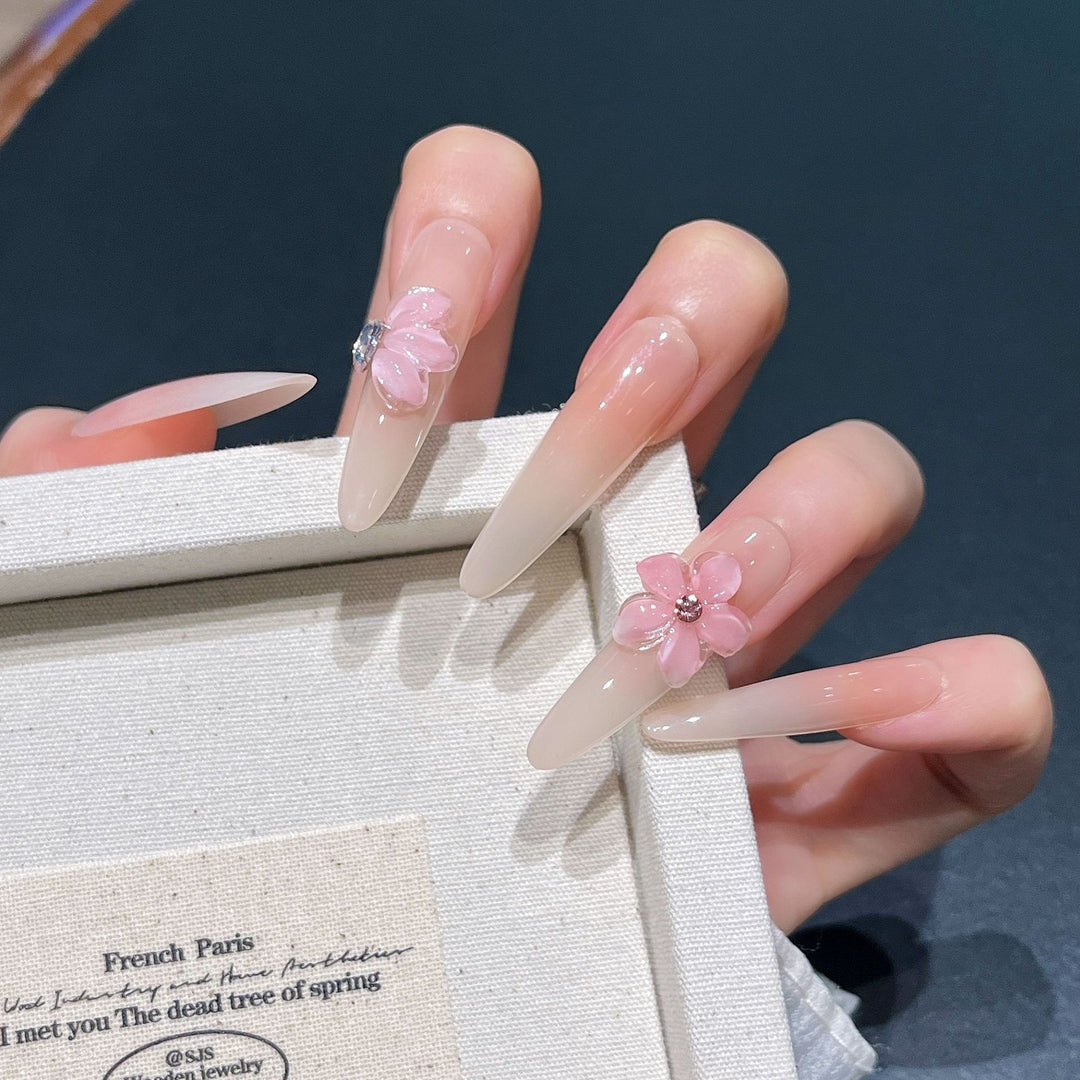 Floral-Design Press-On Nail Extensions Kalsten