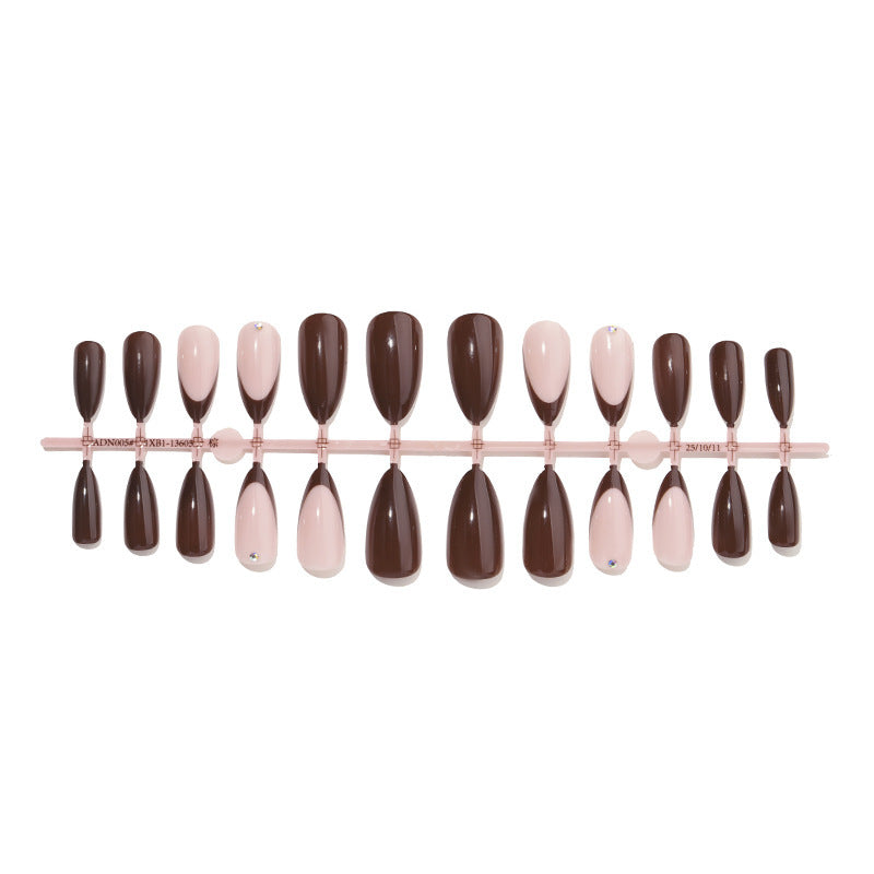 Artificial nail set with glamorous high gloss designs Kalsten