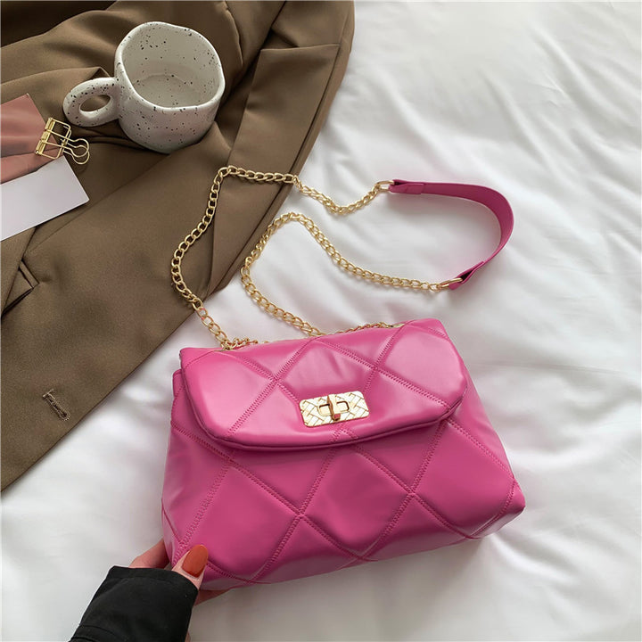Elegant Quilted Shoulder Handbag