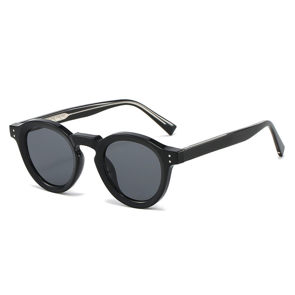Ladies fashionable sunglasses in a stylish round design by Kalsten