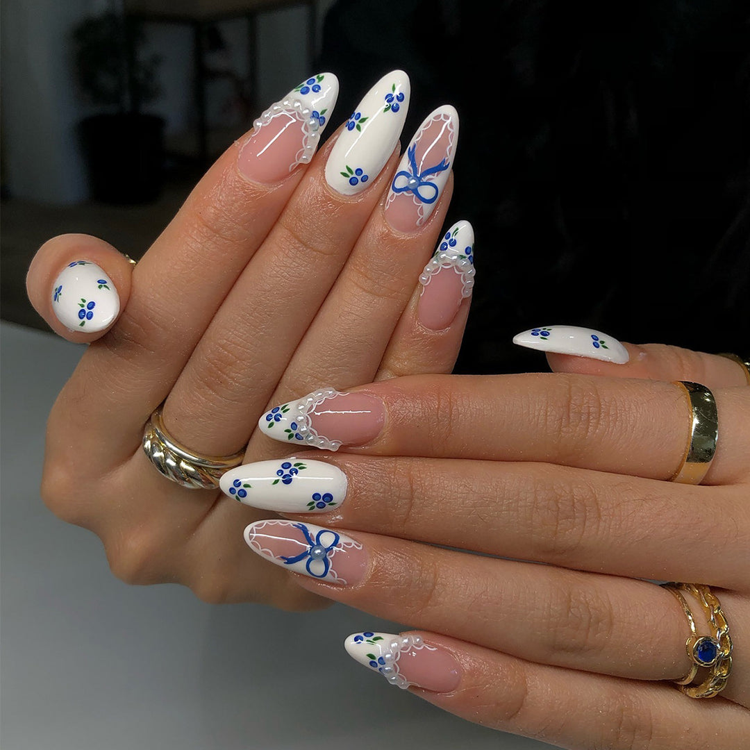 Exclusive stiletto nails with floral design Kalsten