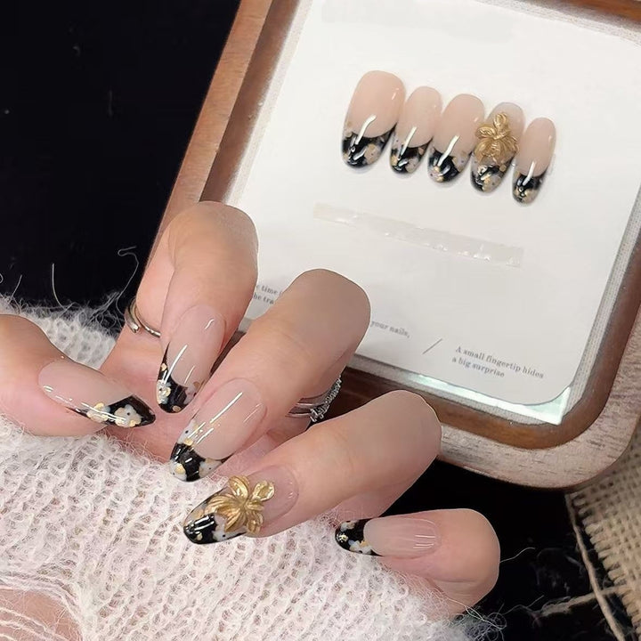 Elegant Floral Press-On Nail Art Kalsten
