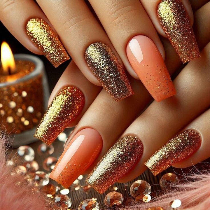 Glamorous artificial nails with sparkling glitter and high-gloss finish Kalsten