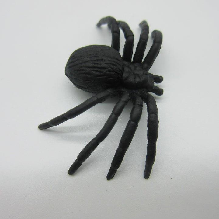 Realistic Creepy Crawly Spider Figurines Kalsten
