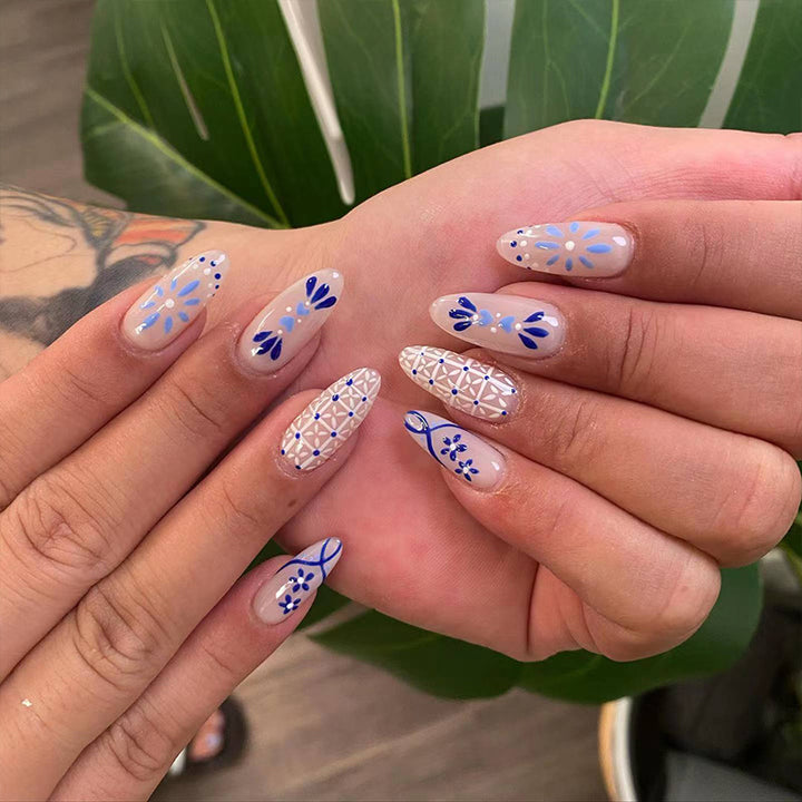 Artful Nail Tips with Flower Motif Kalsten