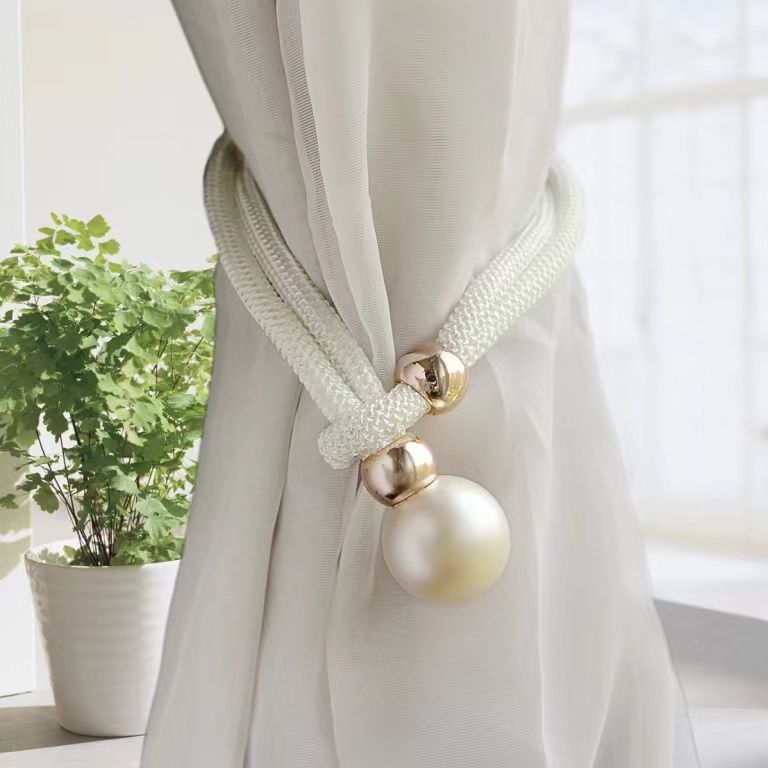 Elegant curtain tieback with decorative pearl Kalsten