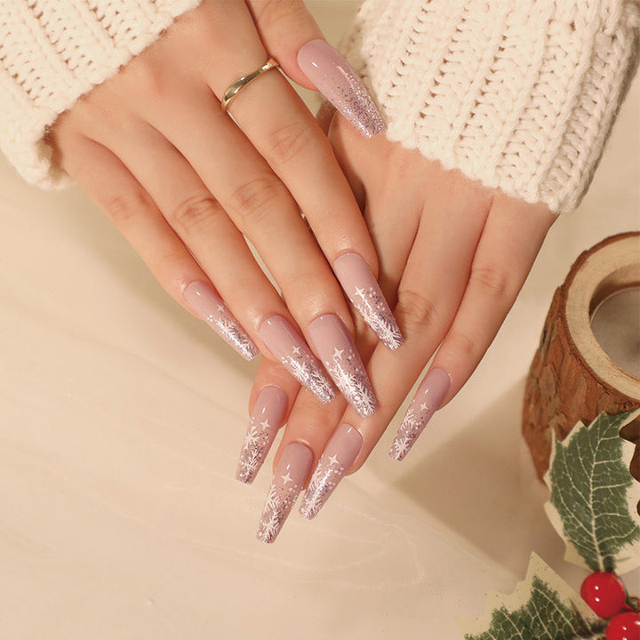 Artful Christmas nail art with original gingerbread motif Kalsten
