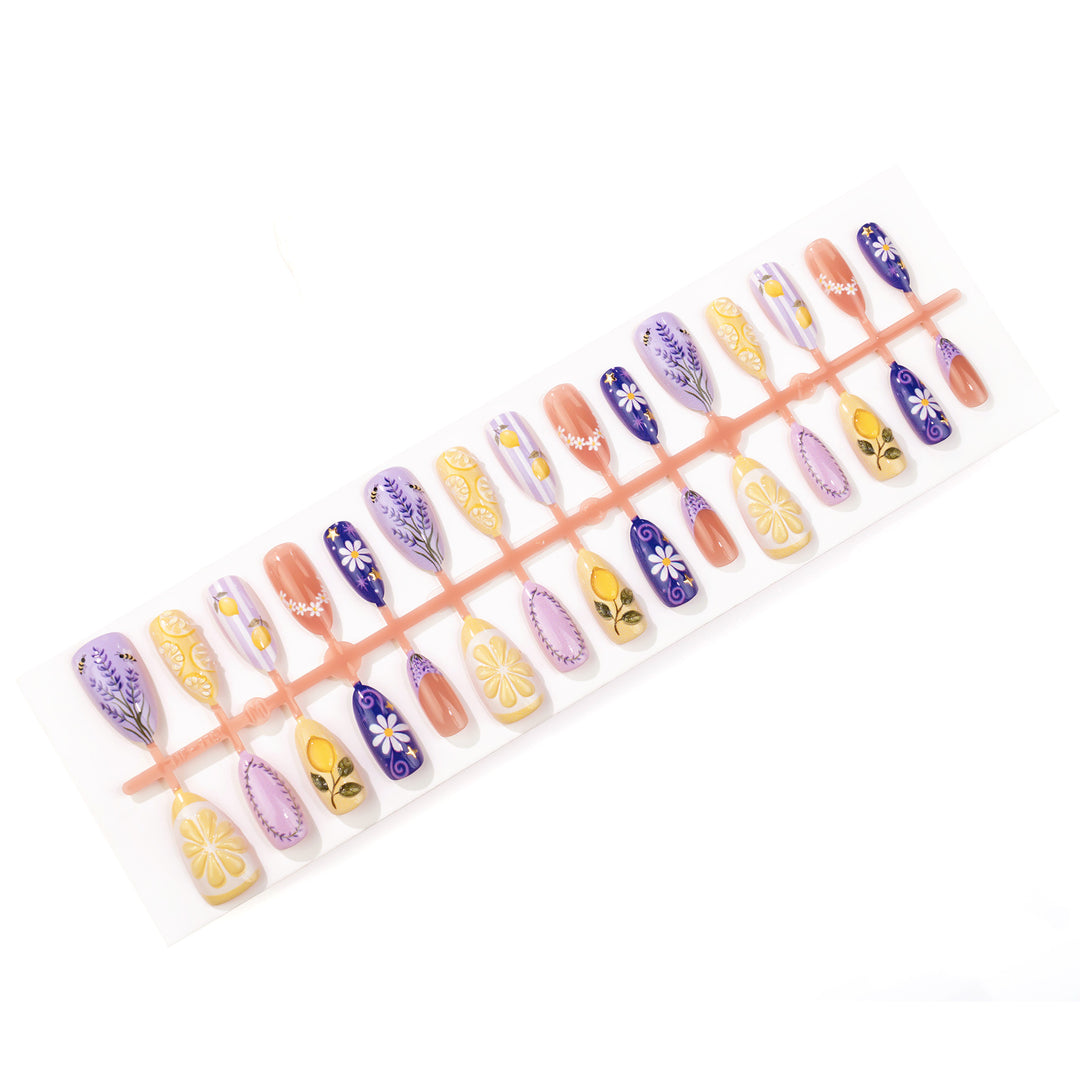 Themed Decorative Press-On Nail Art Set