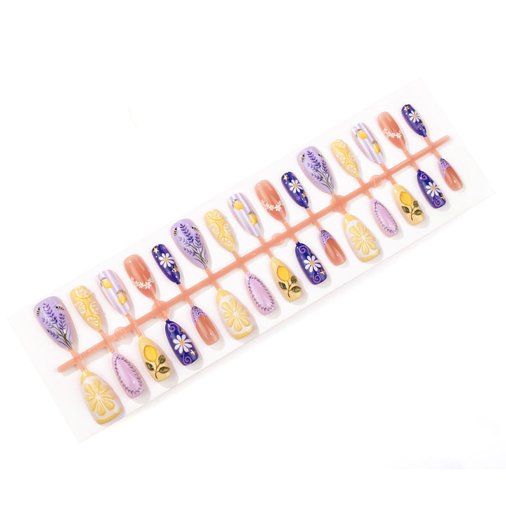 Themed Decorative Press-On Nail Art Set