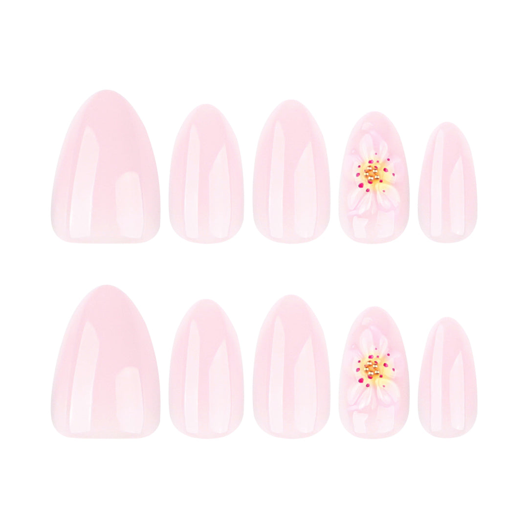 Artful Nail Extensions with Delicate Flower Designs Kalsten