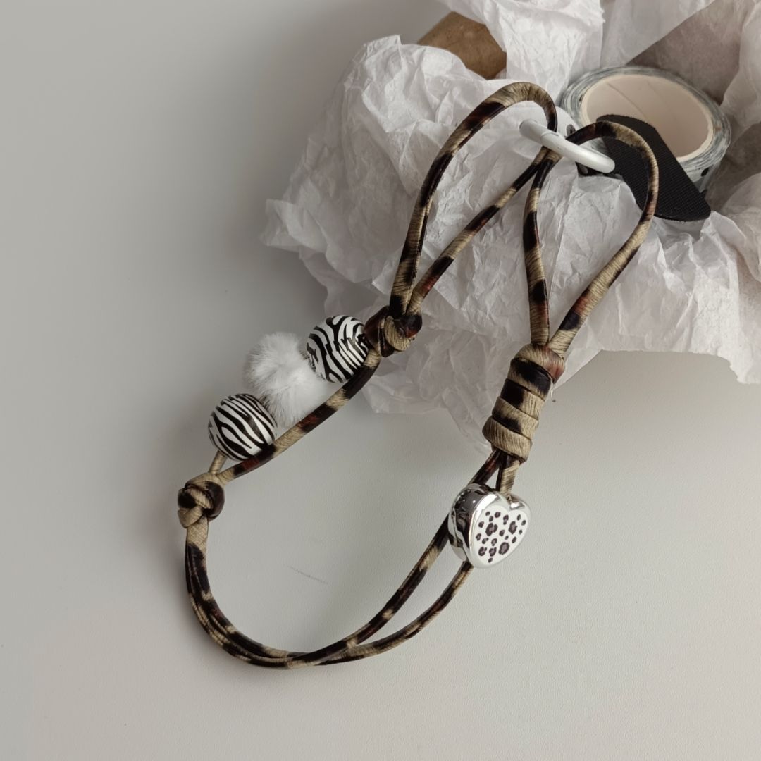 Decorative Keychain Holder Kalsten 1790135410