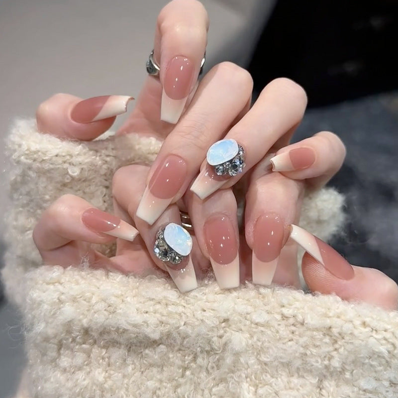 Glamorous Rhinestone Nail Art Kalsten
