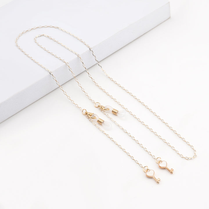 Elegant Geometric Eyewear Chain Kalsten