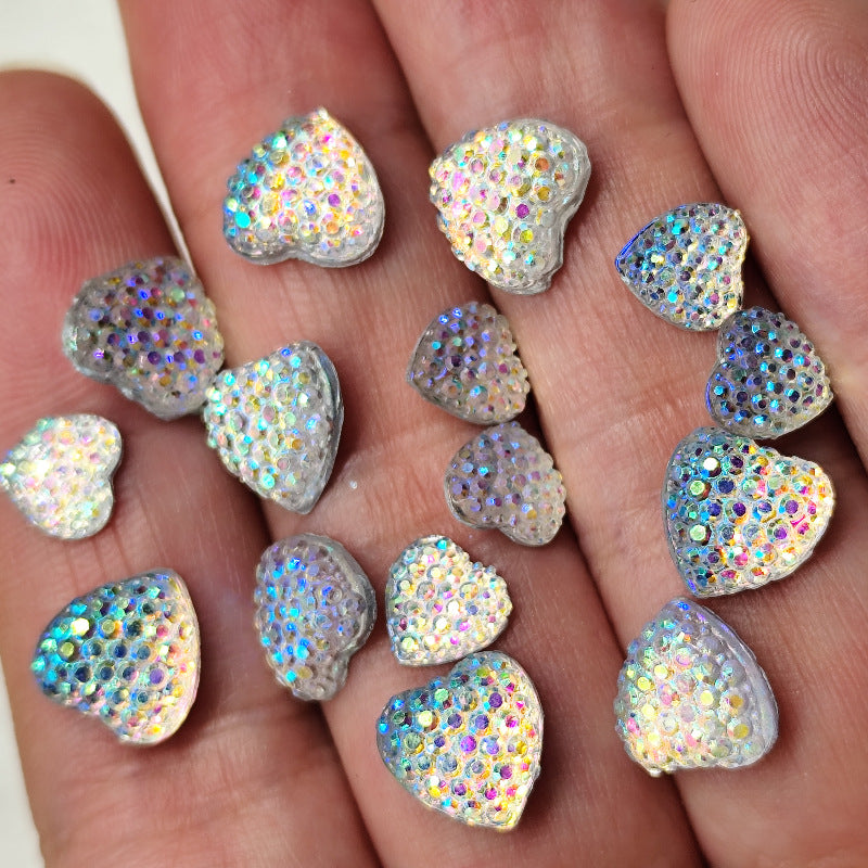 Glittering heart-shaped gemstones Kalsten
