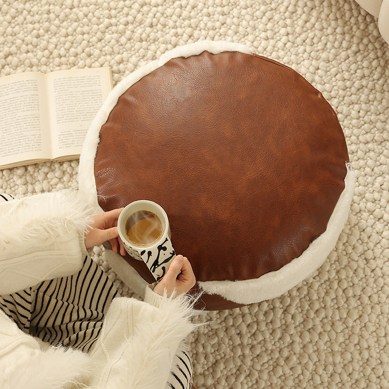 Round padded seat pouf as a floor stool with vintage leather look and teddy fleece inserts Kalsten