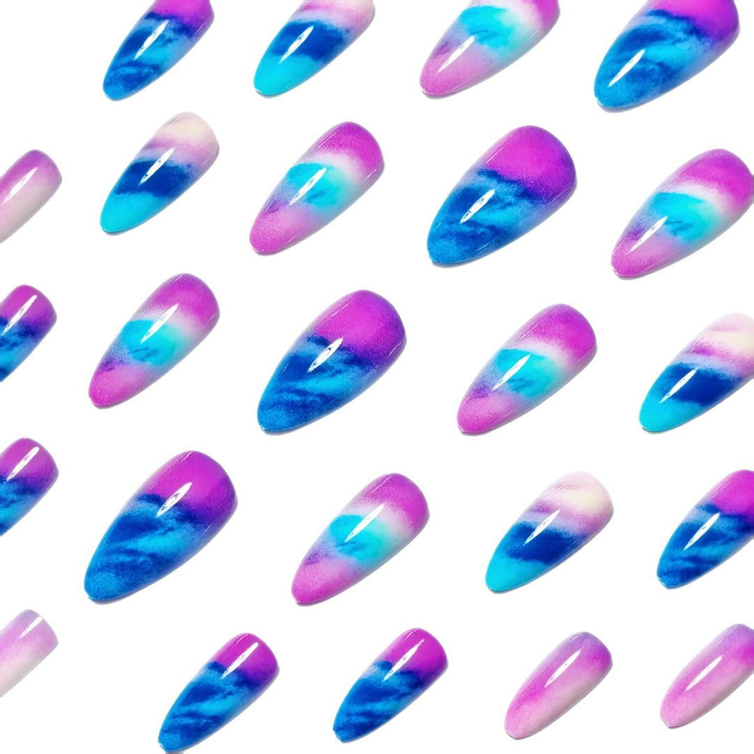 Creative Artificial Nails in Modern Ombre Design Kalsten