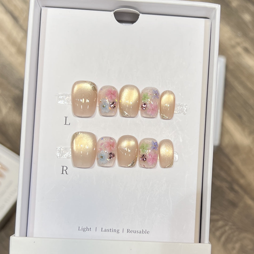 Artistic Floral-Design Press-On Nail Set Kalsten