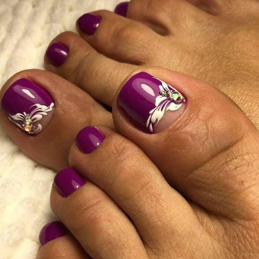 Nail art with Noble Flower Design Kalsten