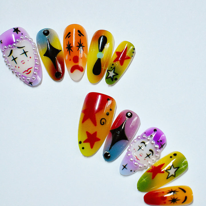 Artistic Kiss-Themed Press-On Nail Art Kalsten