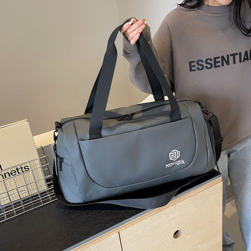 Versatile All-Weather Sports Duffel Bag Kalsten