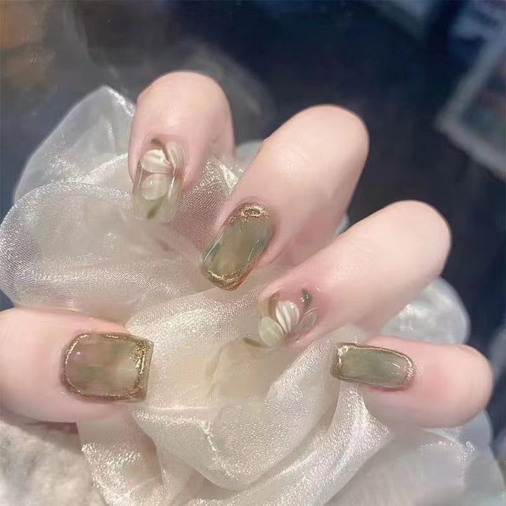 Artistic Floral Design Press-On Nails