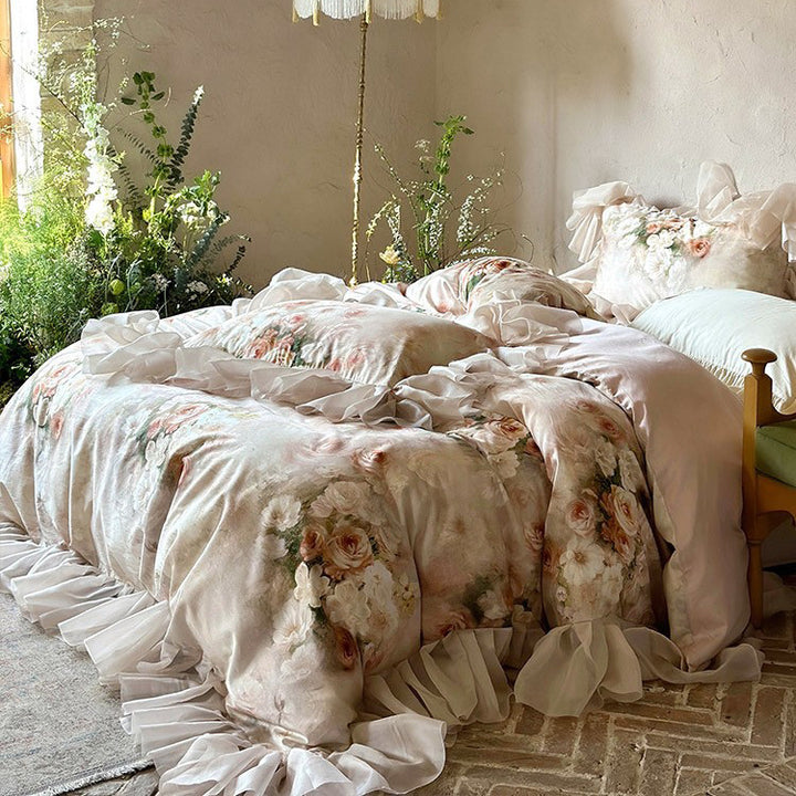 Romantic ruffled bedding set made of fine cotton satin with watercolor flower print & ruffled bed skirt